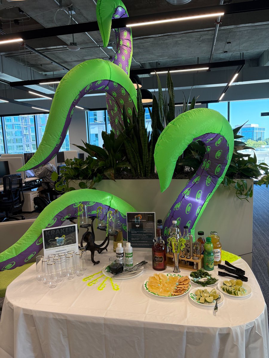 sysdig's tweet image. We may have gone overboard (in the right way) celebrating Lumin’s global debut! 🐙
From SF to Milan to Raleigh, the Sysdig crew dove into the festivities with nautical snacks, fancy drinks & ocean trivia. 🌊
See how each office made a splash & tell us who had the best cake! 🍰