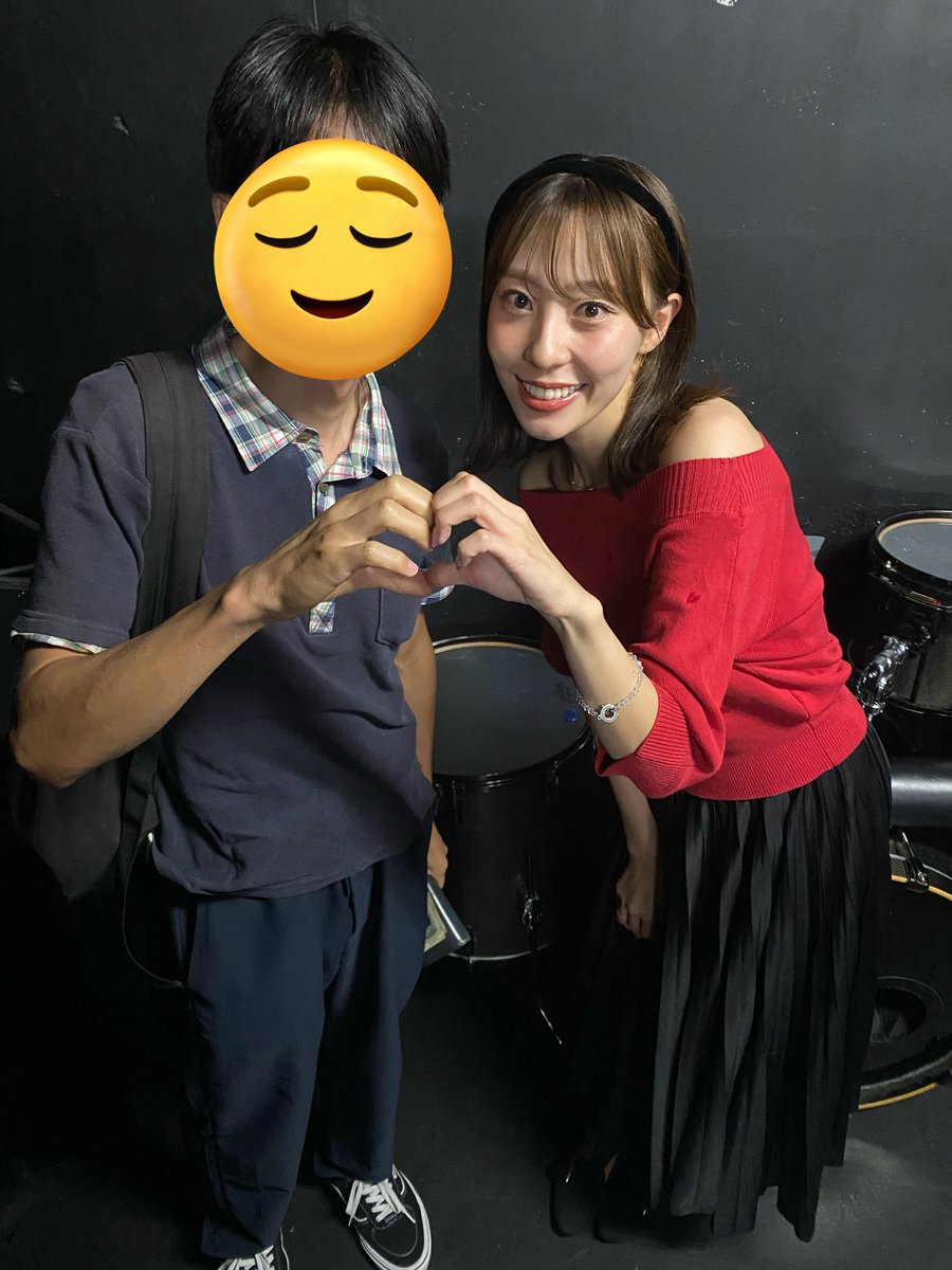 017017tacchan's tweet photo. なかなか会えてなくて、、
スンマセン💦

変わらず美人でした☺️✨✨
久しぶりの歌声も聴けて、満足！

#藤江れいな https://t.co/gtv7XzHPXK