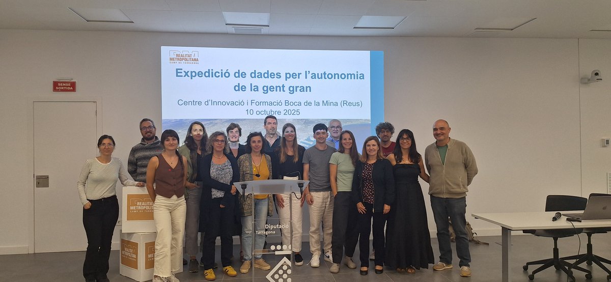 iopendatabcn's tweet image. Dades per a un #envellimentsaludable 💪
En l’expedició de la @Dipta_cat i @iopendatabcn 27 participants han treballat amb 78 datasets i  hipòtesis sobre les àrees d’envelliment saludable de l’OMS, creant 14 visualitzacions que connecten dades i benestar.
#DadesObertes  #opendata