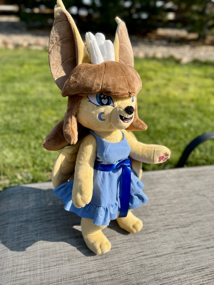 Floof Fluff 🪡 🧵 (@flooffluffplush) on Twitter photo I have a lot of catching up to do on my finished plushes!
Here is a gorgeous sona plush commission I finished in the summer ☀️ using a <a href="/teacuplion/">TeacupLion</a> base pattern, and I added some custom hair and clothes! I have a lot of catching up to do on my finished plushes!
Here is a gorgeous sona plush commission I finished in the summer ☀️ using a <a href="/teacuplion/">TeacupLion</a> base pattern, and I added some custom hair and clothes!