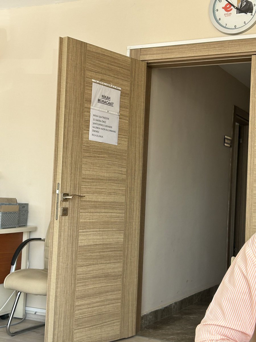 Ayşe tweet media