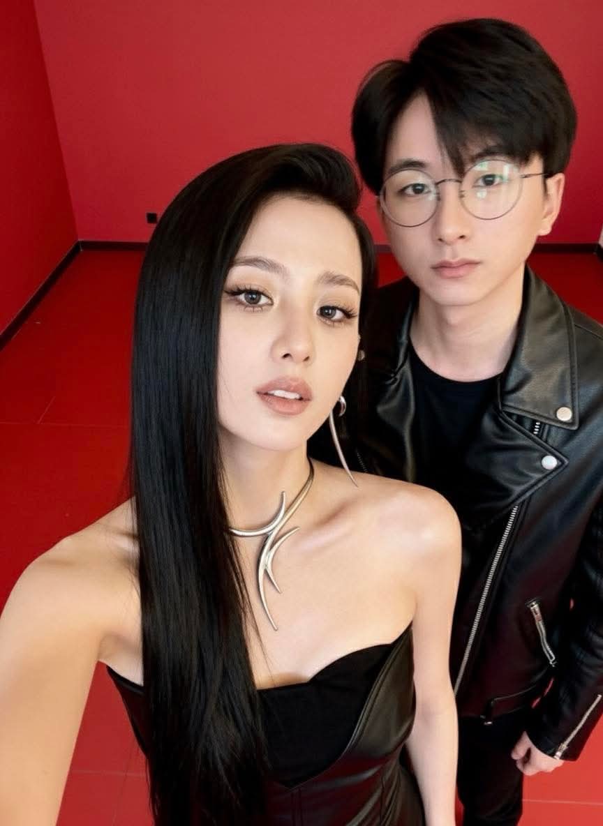 Jichu_103's tweet photo. GET YOUR AI NOW BECAUSE #EvanTan 👀 IS ON THE LIST 😂😂

STREAM EYES CLOSED NOW
#EYESCLOSEDbyJISOOandZayn https://t.co/5VX00XzDH5