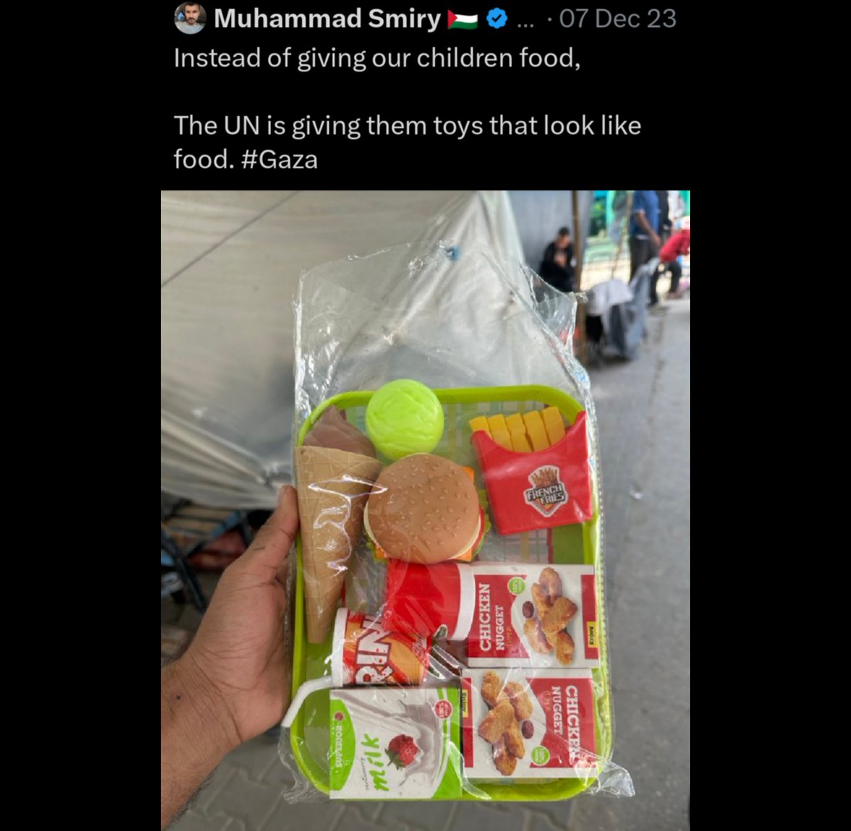 graveyardcrow_'s tweet image. i didn&apos;t forget how they sent plastic toys instead of actual food to starving palestinian children in gaza and you shouldn&apos;t forget too