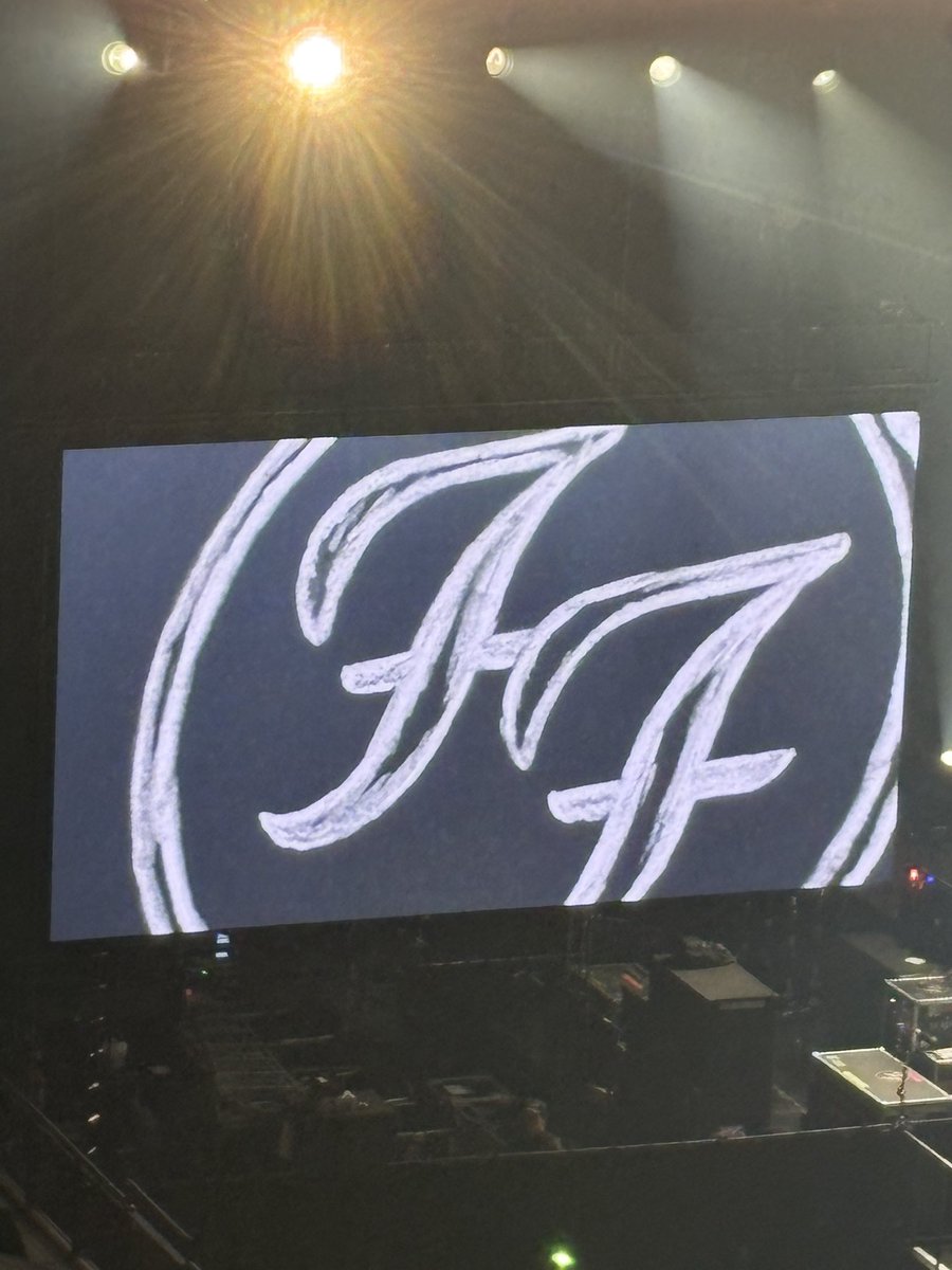 geronimo_yukio's tweet photo. 憧れのFoo fighters！
普通に泣いてもた！ https://t.co/3X9ZLMarSf