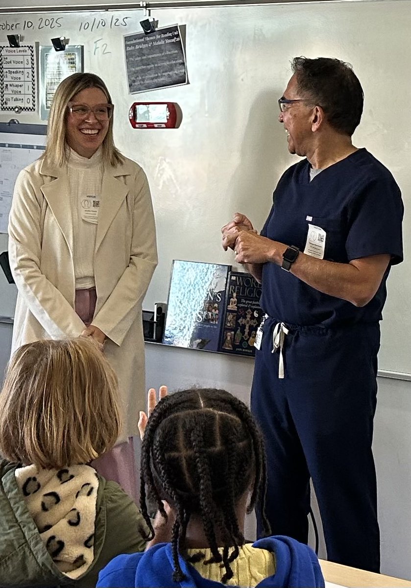 CHPtransplant's tweet image. Great day representing ⁦@ChildrensPgh⁩ and @UPMC at the fabulous ⁦@FalkLabSchool⁩ with ⁦@jpcrsc⁩ “Building curiosity is our goal”- Mr Down’s class was truly engaged! #lifelonglearning starts early #H2P -pretty sure there are many future innovators in the room!