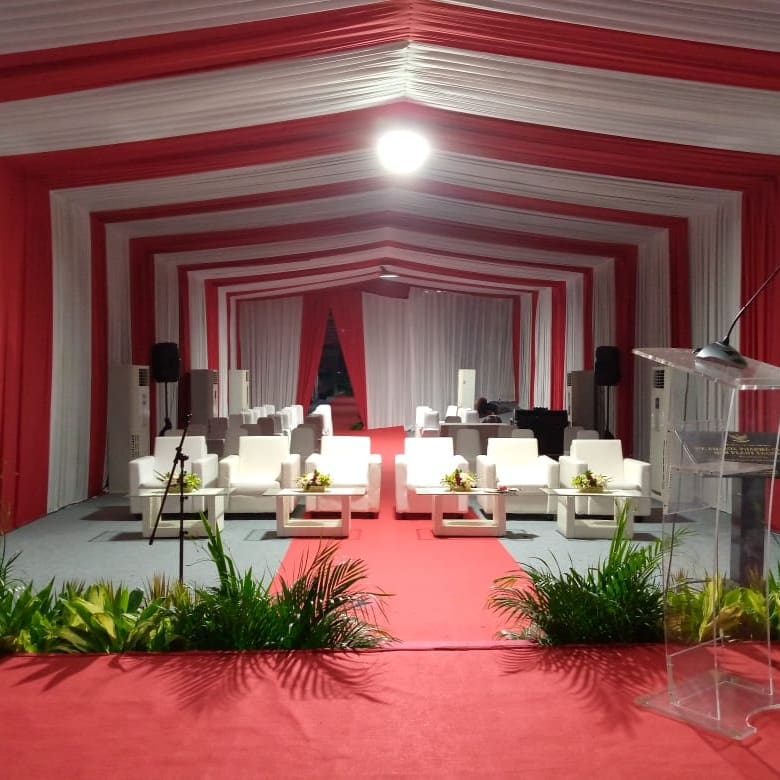 amira_sewatenda's tweet image. Meja Sofa &amp;amp; Sofa Single
#rentalsofa
#sewasofa
#sofaevent
#sofaacara
#sofasingle 
#sofatamuvip
amiratent.id/produk/meja-so…