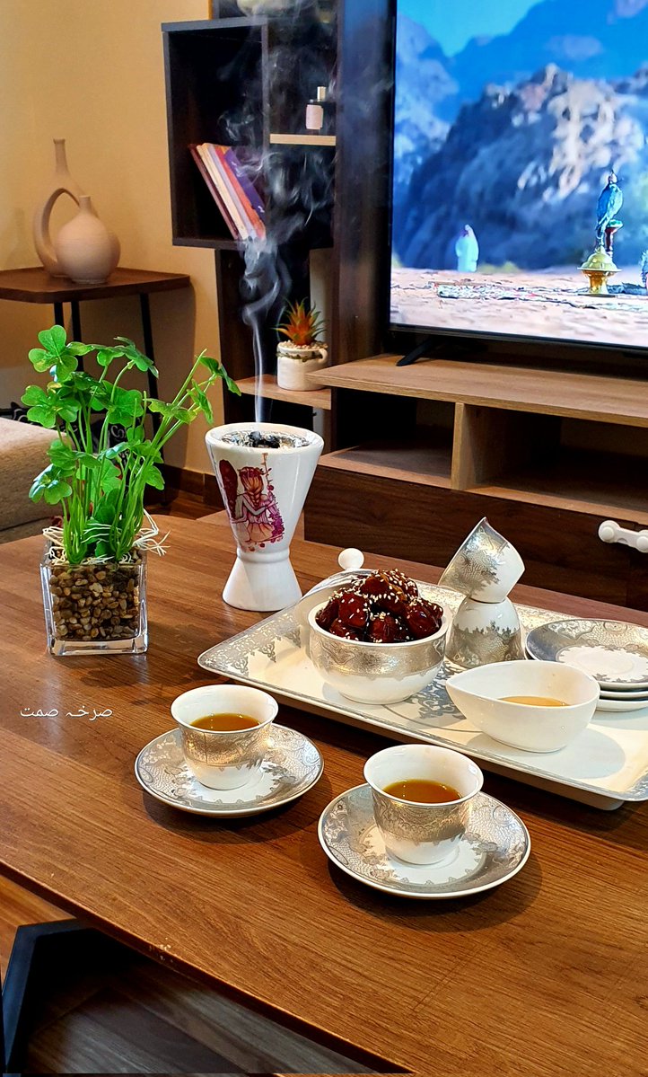 ♡♡

يامبسمٍ كل ما شفته قلبي تهنى..♥️✨️

#مساء_الخير_والسعاده 
#قهوة_المساء