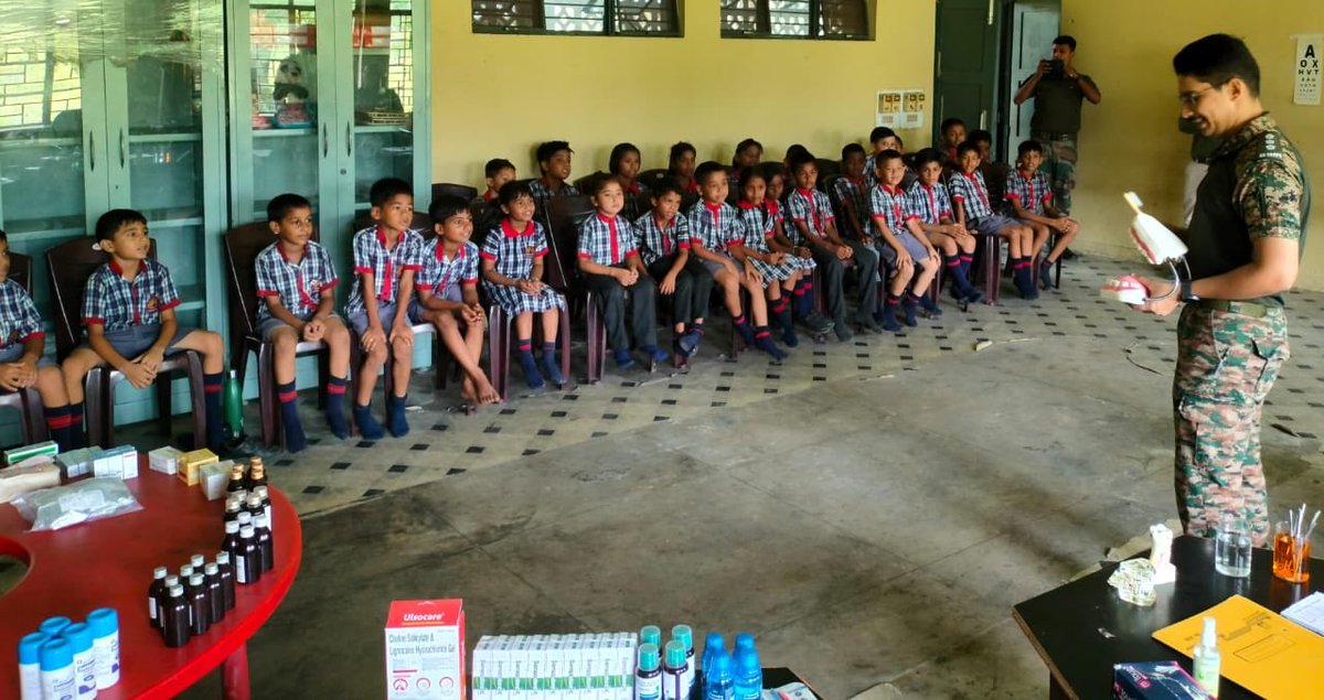 dgafms_mod's tweet image. As part of the Vibrant Village Programme in the border areas of Arunachal Pradesh, #DaoPlatinumHealers identified a child with a cleft palate during a school health survey. With financial support from Dao Division and collaboration with Mission Smile &amp;amp; Rashtriya Bal Swasthya…