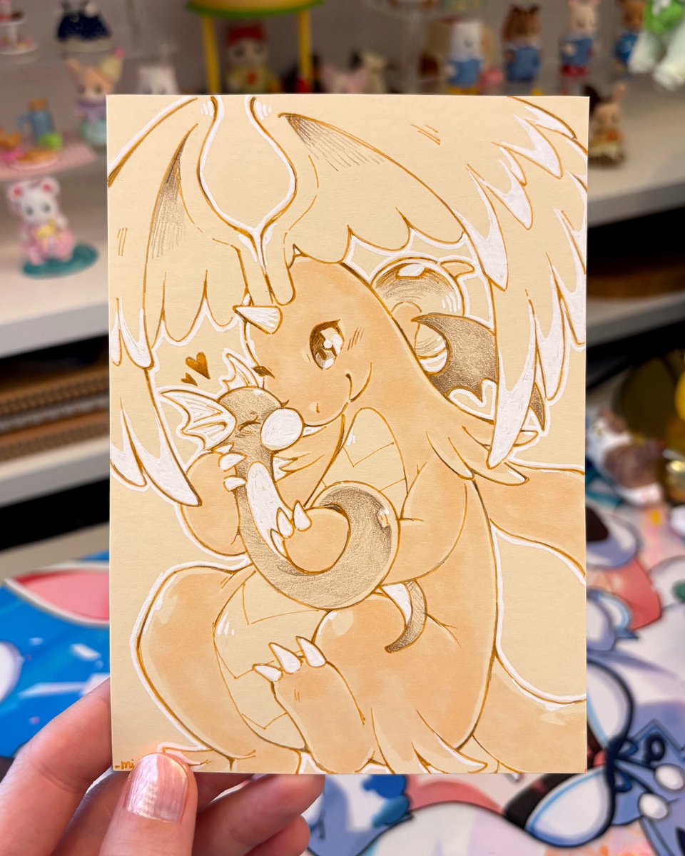 Postcard-sized drawing, mega-dragonite and a little dratini 💛