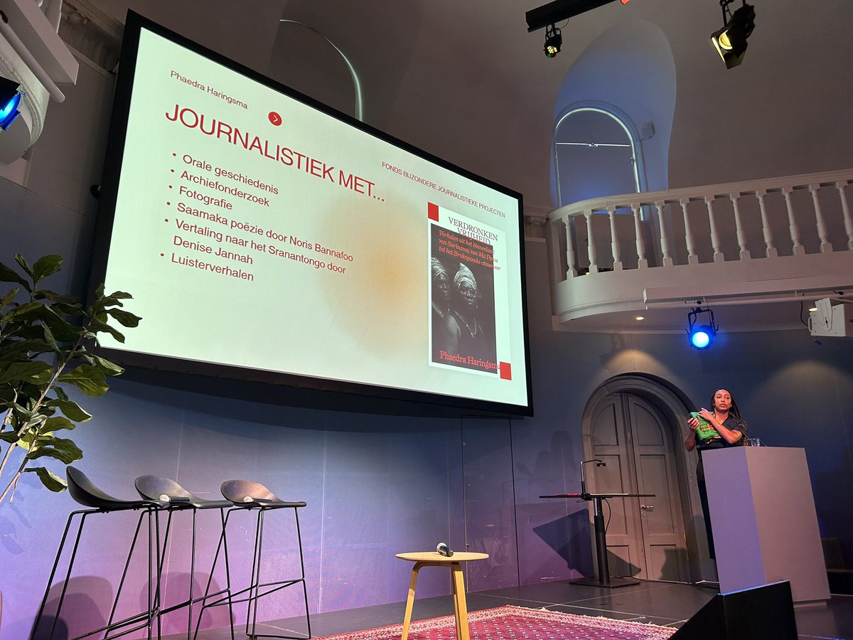 KemalRijken's tweet photo. Te gast bij ‘35 jaar FBJP’, mooie projecten die niet gemaakt hadden kunnen worden zonder steun. Journalisten geven presentaties over hun projecten, o.a. ‘De Machine’ boek over Booking,com #FBJP https://t.co/kLdup8Ezls