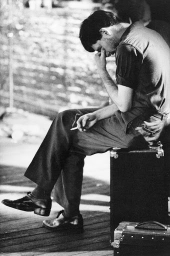 JDNOPICS's tweet image. Please check in on your family, friends, work colleagues, etc.
If you are struggling, then please talk to someone.
Be kind and look after each other.
📸 Anton Corbijn
#mentalhealthday