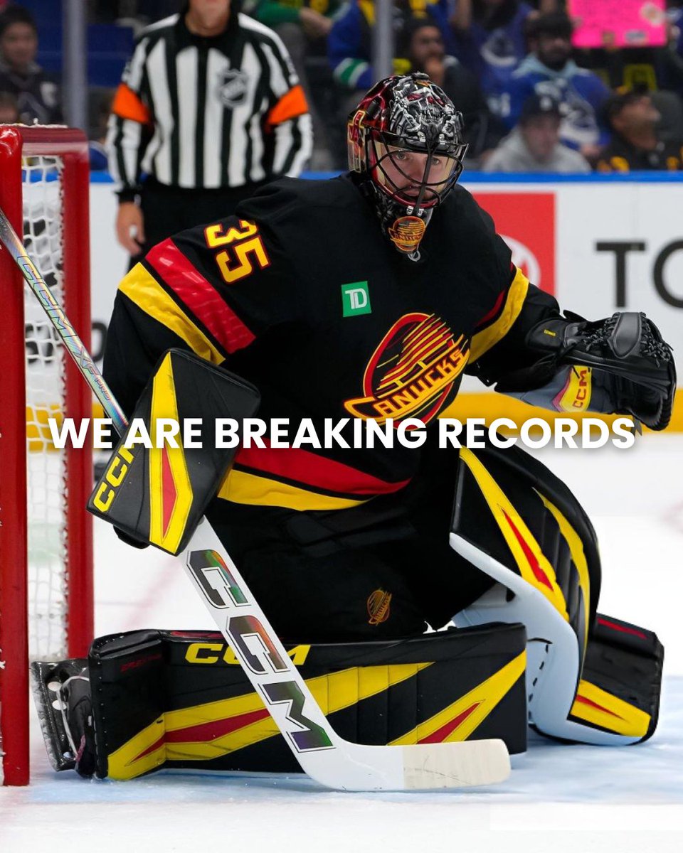 CCMHockey's tweet photo. #TeamCCM is starting off the season on 🔥 https://t.co/o3LZJk21rp