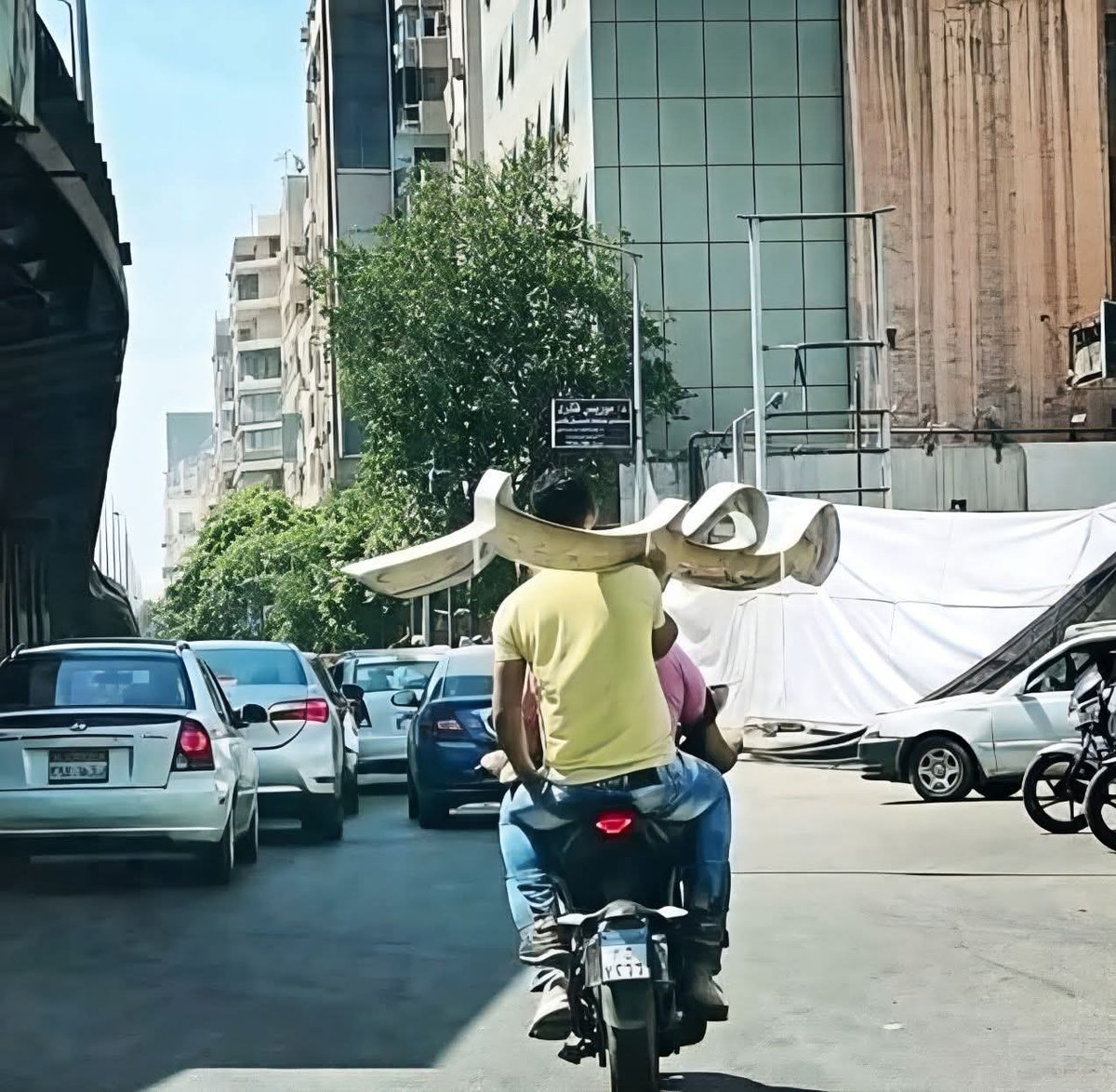 TrueMemes_'s tweet image. واخد البلد ورايح علي فين يا غالي