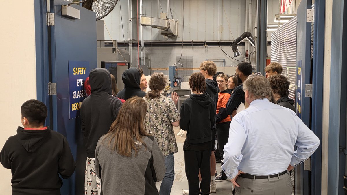 Dr. Paul Watson II (@pwatsonii) on Twitter photo Loved the interaction on campus with many of our #K12 partners on <a href="/Kellogg_CC/">Kellogg Community College</a> RMTC campus for #ManufacturingDay over the past few days. Thanks to employers who met w/ future employees & opened place of employment for tours. Our faculty showcased options in trades. #WatsUpAtKCC Loved the interaction on campus with many of our #K12 partners on <a href="/Kellogg_CC/">Kellogg Community College</a> RMTC campus for #ManufacturingDay over the past few days. Thanks to employers who met w/ future employees & opened place of employment for tours. Our faculty showcased options in trades. #WatsUpAtKCC