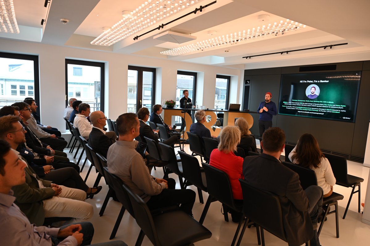 AllUnityStable's tweet image. 🙏 Recap: coinIX Stablecoin Event Hamburg
🎤 Peter Grosskopf represented AllUnity and spoke on EURAU: The first German stablecoin.
Thank you to @coin_ix and everyone who joined the conversation in Hamburg:
🗣️ Dr. Carola Rathke (YPOG)
🗣️ Dr. Cyrus de la Rubia (Hamburg…