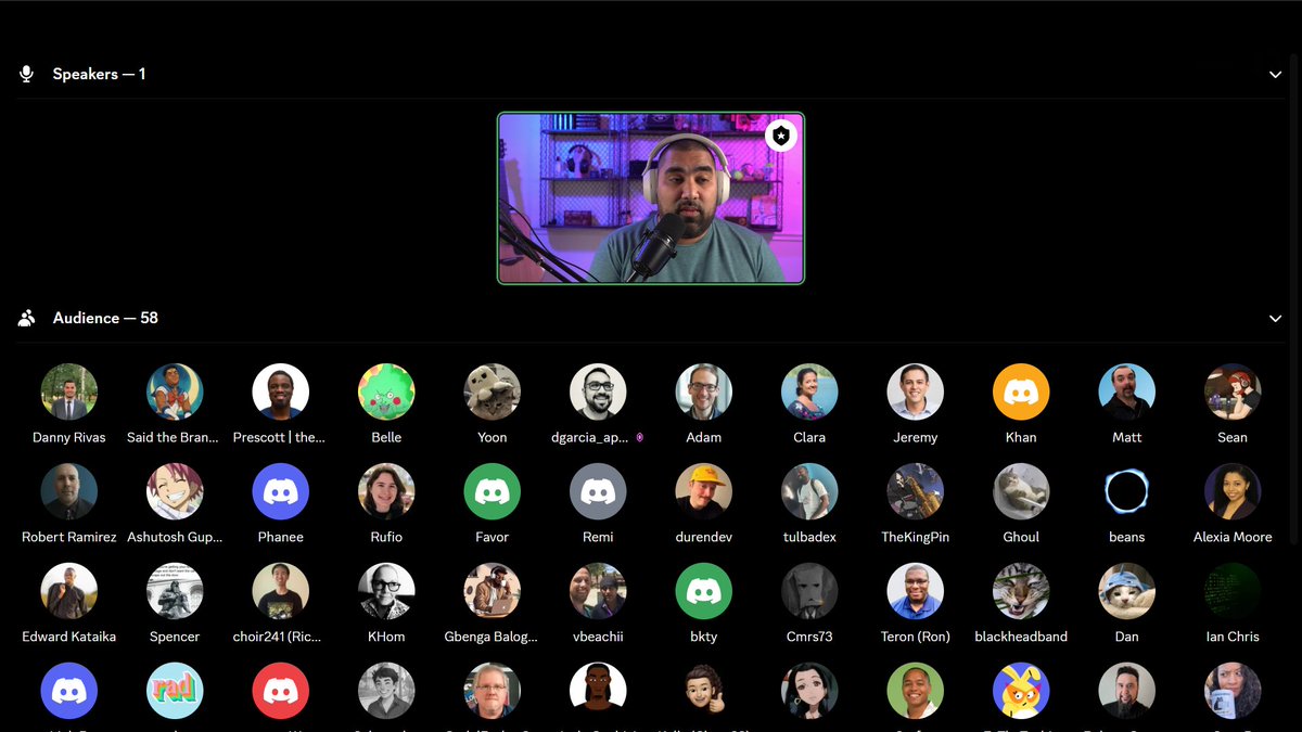 choir241's tweet image. Friday morning hanging out in the #CYC discord with the crew and @DThompsonDev as he drops gems and strategies while answering questions 💎🔥