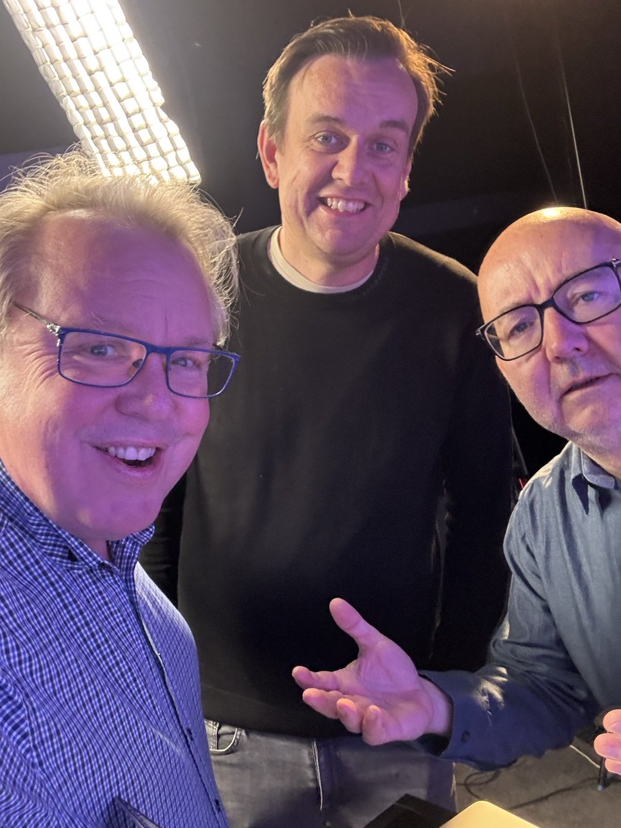 Martin Kovář (@maaarty1965) on Twitter photo Milí přátelé a fandové Nového světa! Vzhledem k tomu, jak rychle se události řítí kupředu, jsme pro Vás natočili nový díl už na zítra. Bude zejména o Česku, o Gaze, o Donaldu Trumpovi atd., tak se můžete těšit! <a href="/novysvet_CZ/">Nový svět</a> <a href="/michalpur/">Michal Půr</a> <a href="/BartaArcheolog/">Miroslav Bárta</a> <a href="/mich_steininger/">Michal Steininger</a> <a href="/dataruncz/">Datarun</a> Milí přátelé a fandové Nového světa! Vzhledem k tomu, jak rychle se události řítí kupředu, jsme pro Vás natočili nový díl už na zítra. Bude zejména o Česku, o Gaze, o Donaldu Trumpovi atd., tak se můžete těšit! <a href="/novysvet_CZ/">Nový svět</a> <a href="/michalpur/">Michal Půr</a> <a href="/BartaArcheolog/">Miroslav Bárta</a> <a href="/mich_steininger/">Michal Steininger</a> <a href="/dataruncz/">Datarun</a>
