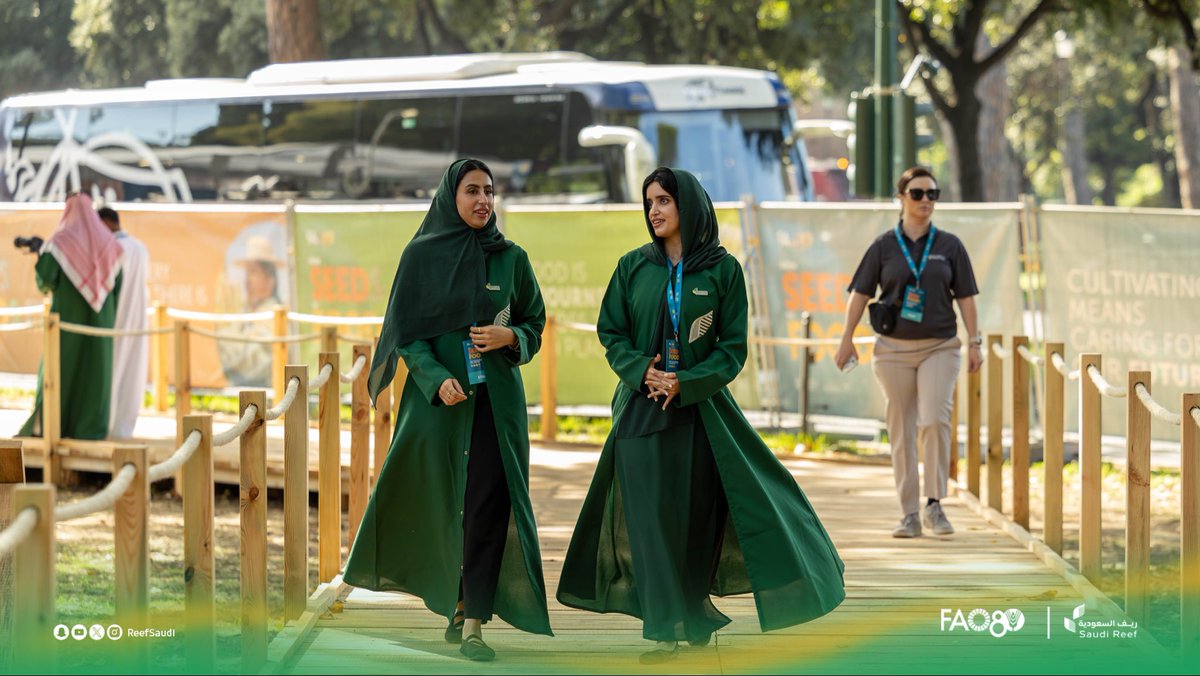 ReefSaudi's tweet photo. من قلب معرض "من البذور إلى الأغذية" في العاصمة الإيطالية روما.. يتواصل توافد الزوار إلى جناح المملكة، للتعرف على التجربة الوطنية في التنمية الريفية المستدامة وتذوق المنتجات السعودية.
#Seeds2Foods 
#ريف_السعودية
#عطاء_ونماء https://t.co/329Z1P2Q9K