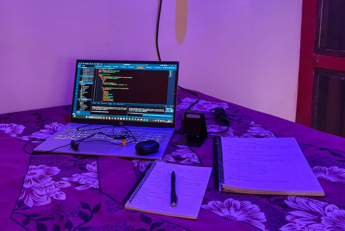 ask_deepanshu's tweet image. Day 19 of #100DaysOfCode #LearningInPublic  
A little distracted today.. But ready for the late night Grind..🌙💻