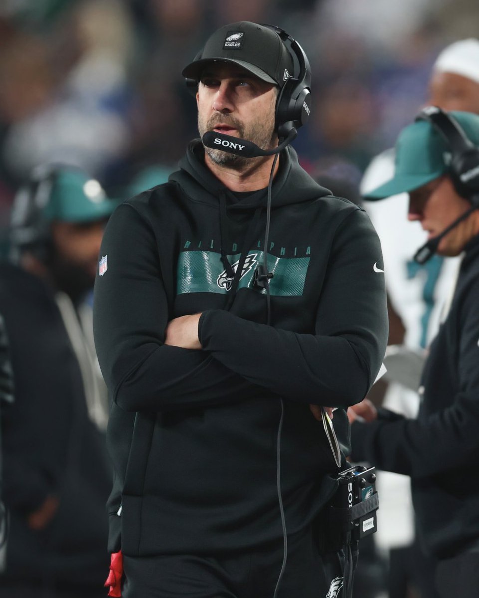#Eagles this season:

• Points scored: 142
• Points allowed: 143

• Yards gained: 1647
• Yards allowed: 2057

• Rushing yards gained: 572
• Rushing yards allowed: 806

• Jalen Hurts sacked: 18 
• Sacks on opposing QBs: 9