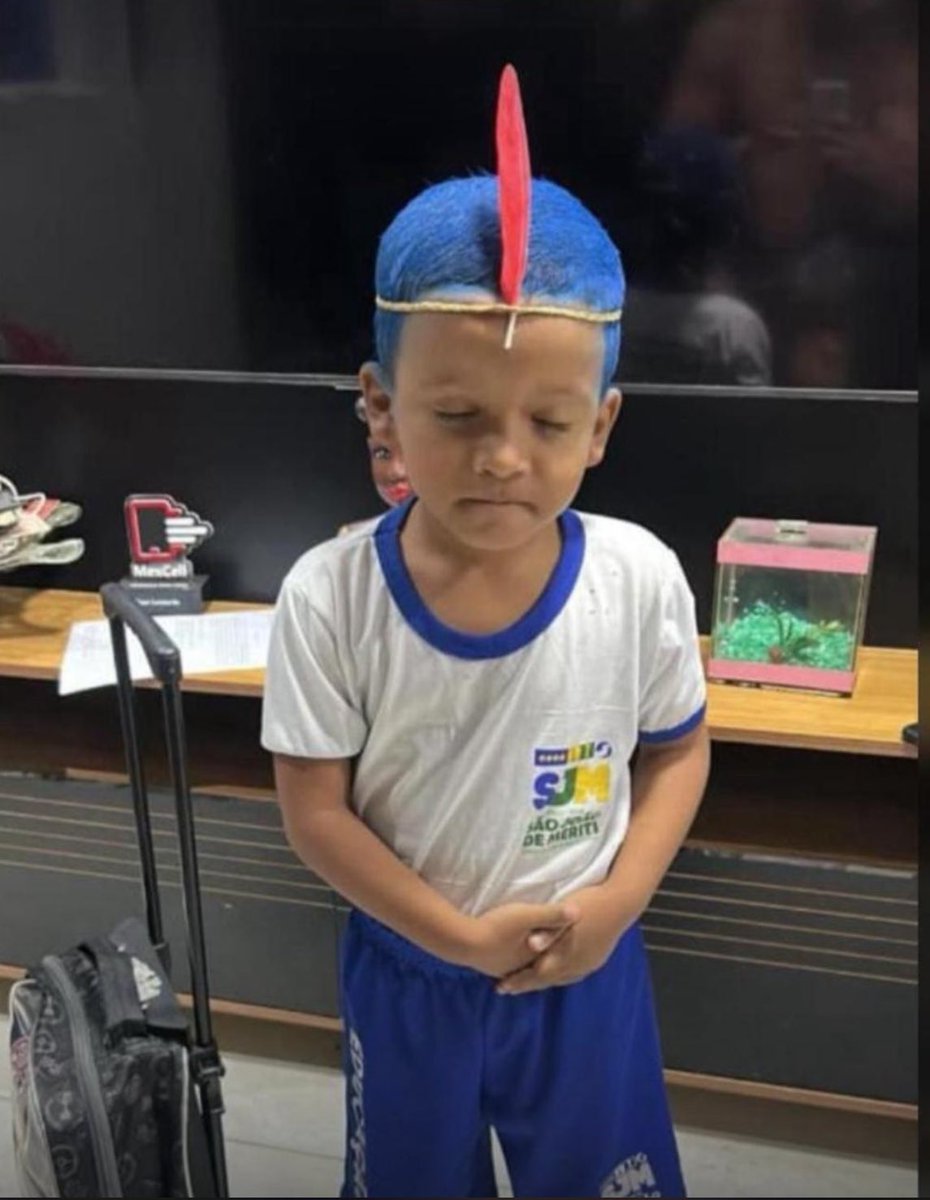 Mandaram a criança de Yawo para o cabelo maluco 😂