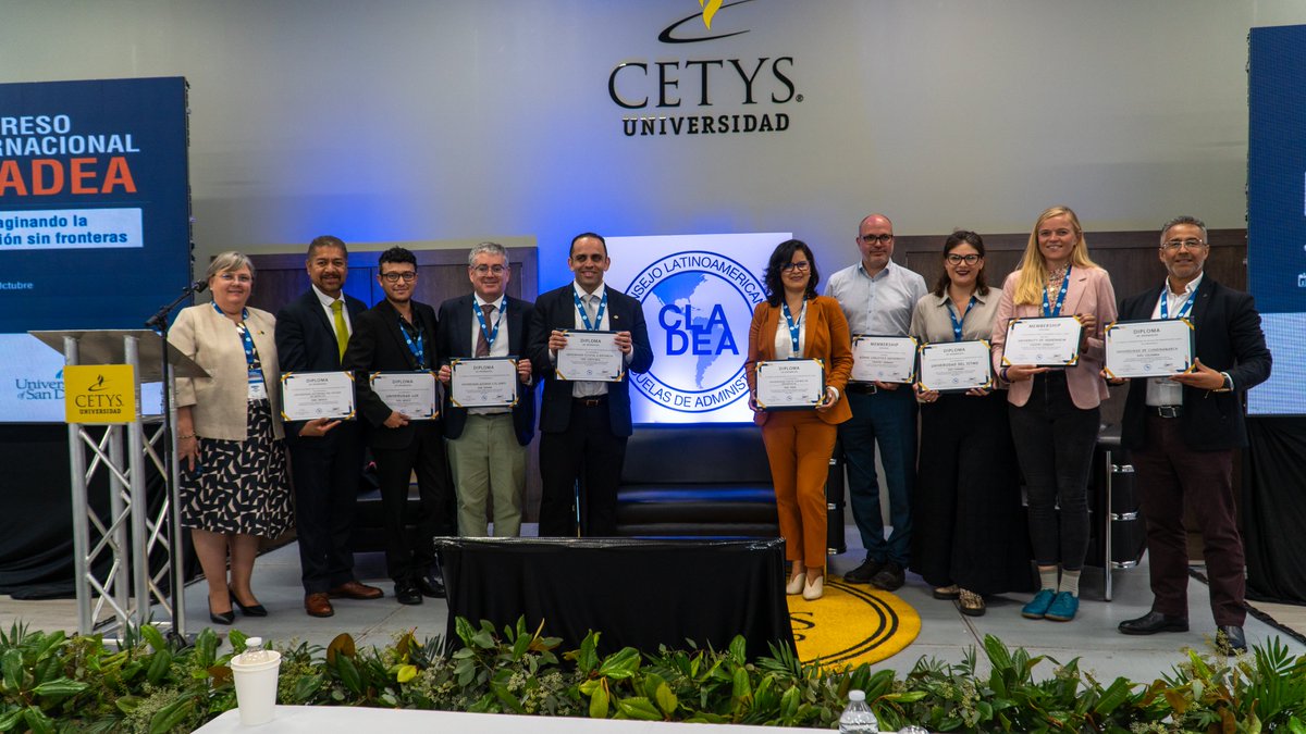 udelistmo's tweet photo. Nos integramos oficialmente como miembro de @cladeaorg, una de las redes más importantes en educación en negocios y administración a nivel mundial🌎
Un paso más hacia una educación global e innovadora.
#CLADEA #UDelIstmo https://t.co/HjNfnb90Zk