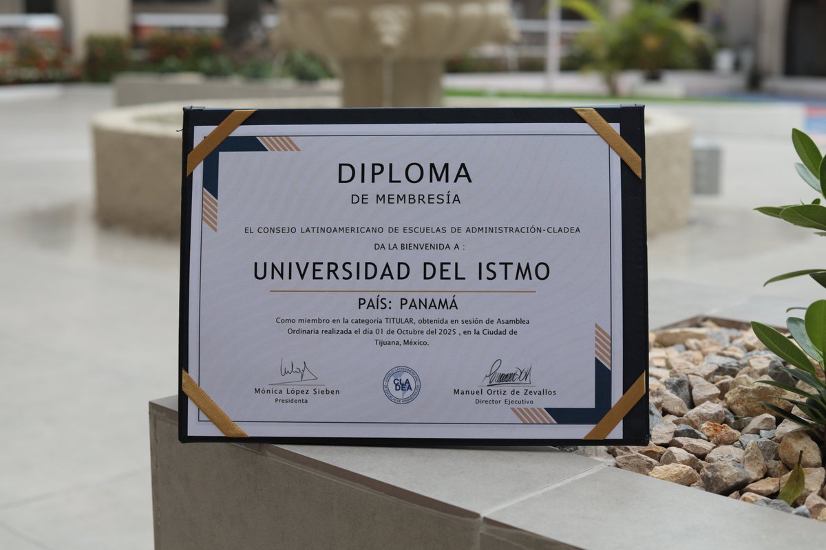 udelistmo's tweet photo. Nos integramos oficialmente como miembro de @cladeaorg, una de las redes más importantes en educación en negocios y administración a nivel mundial🌎
Un paso más hacia una educación global e innovadora.
#CLADEA #UDelIstmo https://t.co/HjNfnb90Zk