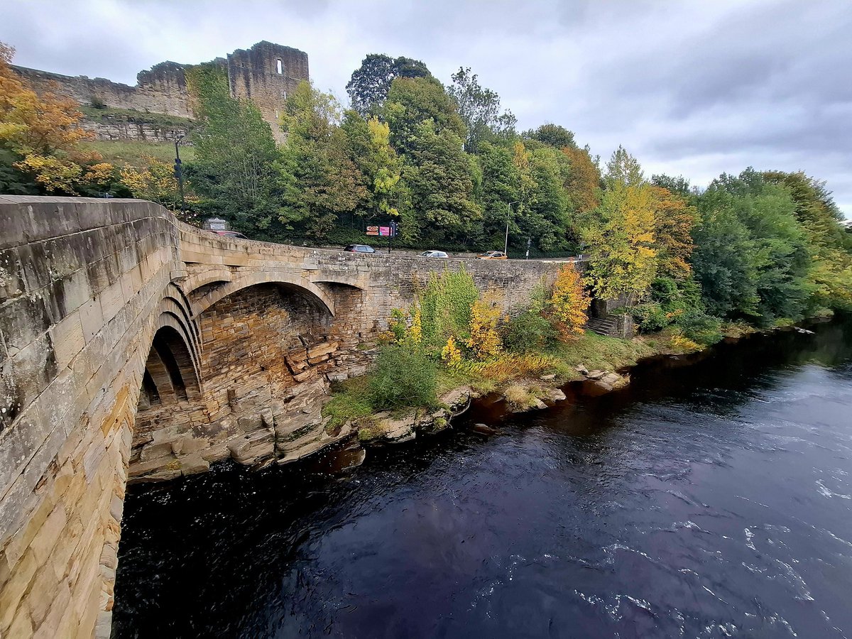 Beautiful Barnard Castle 
@thisisdurham #barnardcastle #rivertees