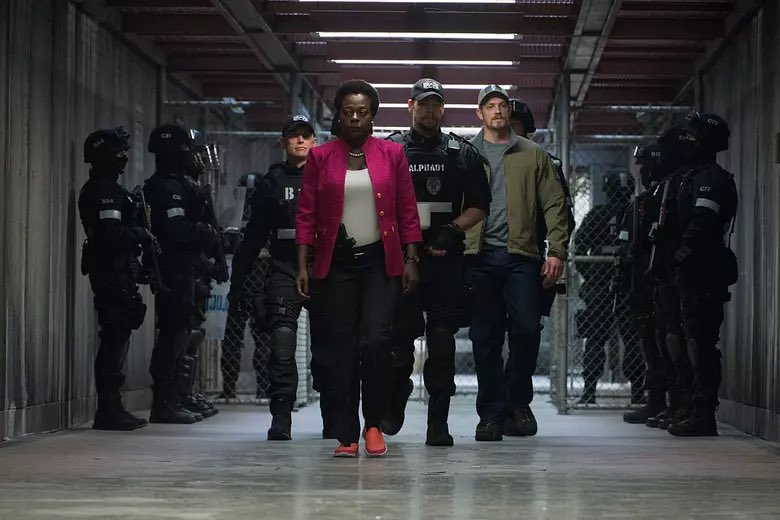 Amanda Waller tweet media