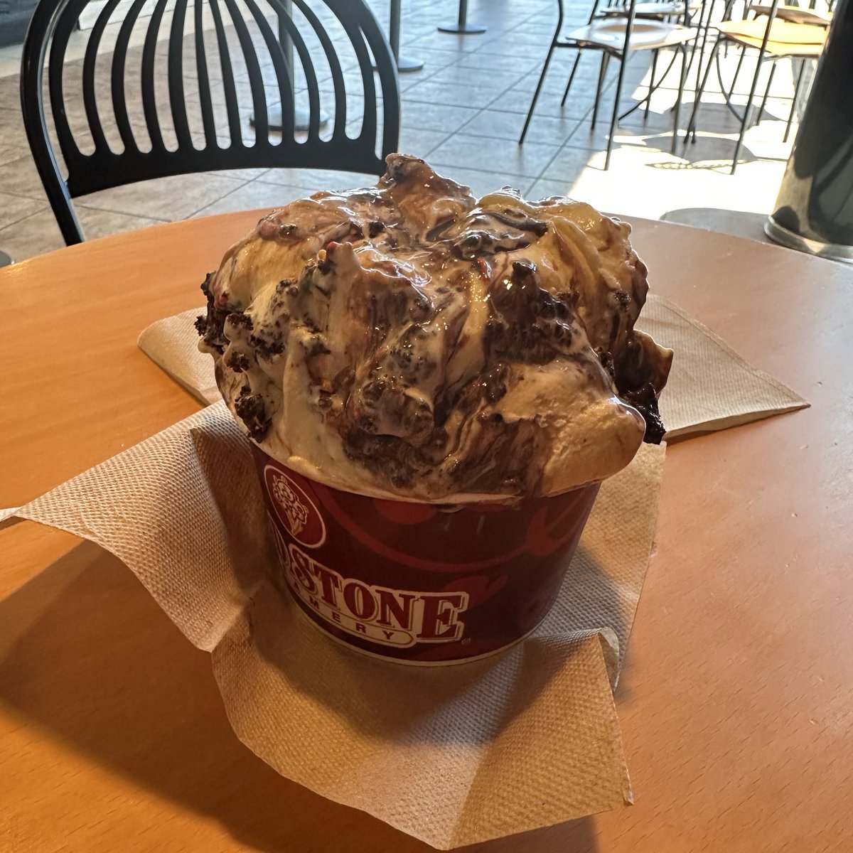 user_mm_'s tweet image. Gosh fat people PISS ME OFF

&quot;BuT i JuSt LiKe To EaT&quot;

SHUT UP!!! 

Your average jacked person has an appetite WAY bigger, and they prob eat WAY more than you

But they have a SHRED of discipline. They have the ability to stop, and not give into EVERY impulse. They have the…