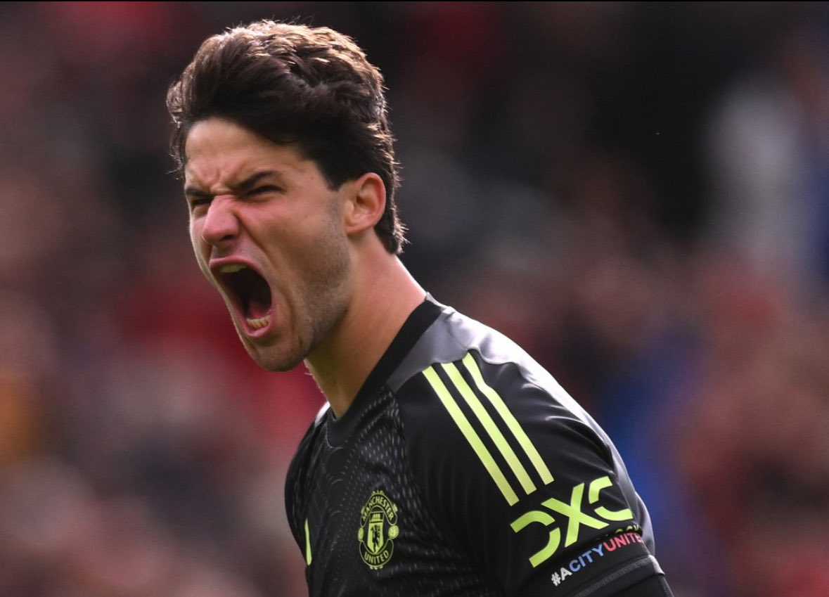 FabrizioRomano's tweet image. 🚨 Senne Lammens: “Moving to Man United was my dream since day zero”.

“We have everything to win titles here. There’s no excuses. It’s a step up from Antwerp, when I came here the first time it was eye opening”.