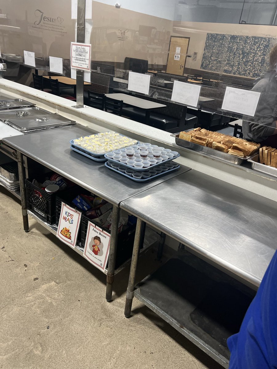 Team 6 <a href="/SalisburyBB/">Salisbury Baseball</a> served 63 members of our community this morning at HALO. Thanks, <a href="/jimfox_66/">Jim Fox, Ph.D.</a> <a href="/apo_salisbury/">Alpha Phi Omega ✨</a> Mason, and Chase for your servant leadership. <a href="/SalisburyU/">Salisbury University</a> #service