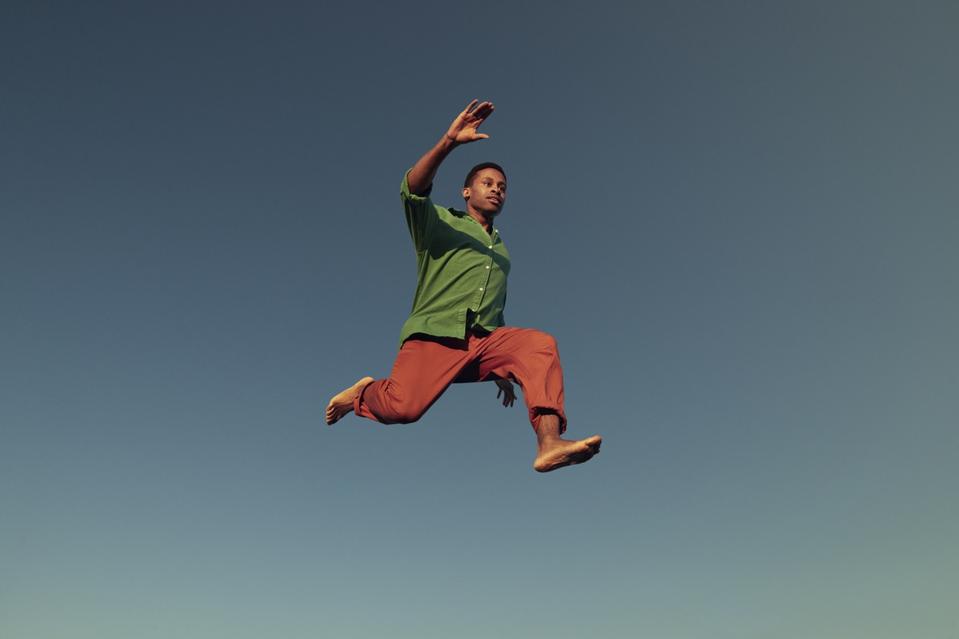 StackIntl's tweet image. It’s time for a big leap, it’s AI. The question is, what does this leap mean to the future? Discover today: oal.lu/x2qWc