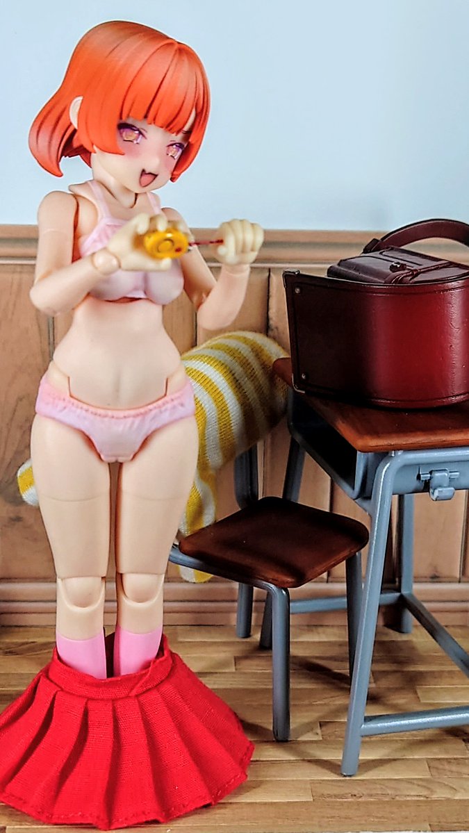 新作完成しましたー！
「ジャッジメントちゃん」です⚖
次の選択次第で、あなたの人生は終わるかも？🤣
胸部腰部パーツ：HAMスキーさん
顔：muscutoさん
黄色いの：マニアーーーーー！！さん
ランドセル：鯰屋模型店さん
服とか：みたらし団子さんと放課後リボル部さん
全部いろしかさんで買えるかも？