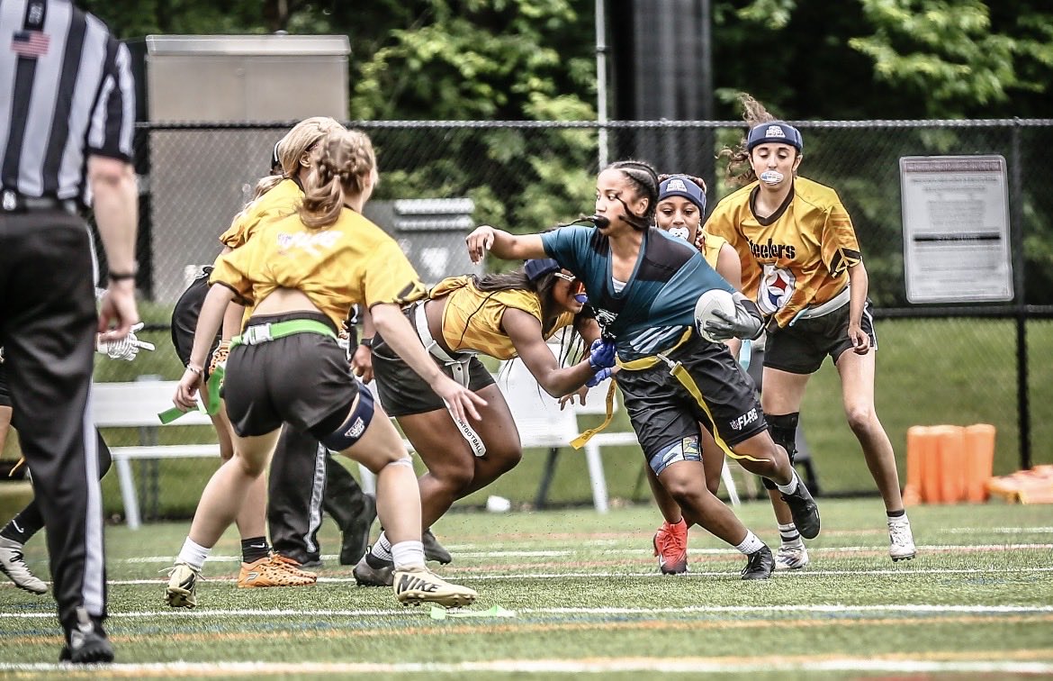 psfcabig33's tweet image. Flashback Friday: Celebrating the Philadelphia Eagles Girls Flag Team, champions of this year’s Big 33 Girls Flag showcase. Incredible focus, teamwork, and playmaking all season.

#FlashbackFriday #Big33 #GirlsFlagFootball #Eagles #Champions