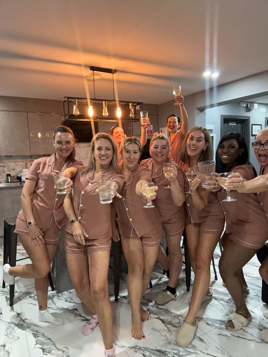 BelleCandelaria's tweet photo. This weekend is all about my girls 🩷🪽 11 of us in Birmingham for our biggest event of the year! Pizza, Prosecco &amp; matching PJs 🥂 Grateful for this amazing team of women from all walks of life empowered, united &amp; unstoppable 💪 #BeyondBeautyClub #Team #WeekendVibes https://t.co/yUzJUYpP3a