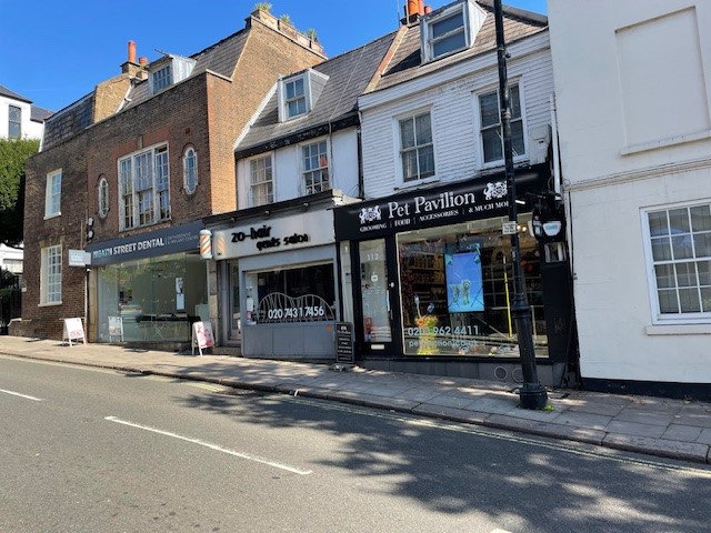 **NEW** #CLASSE #SHOPAVAILABLE : 112 #HEATHSTREET #HAMPSTEAD LONDON NW3.
dmaproperty.com/property/retai…