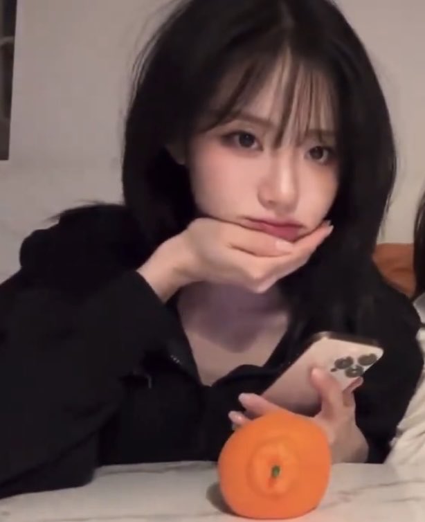 fallforfrom's tweet image. 박지원 오늘 얼굴 진짜 말이 안 되는데;;