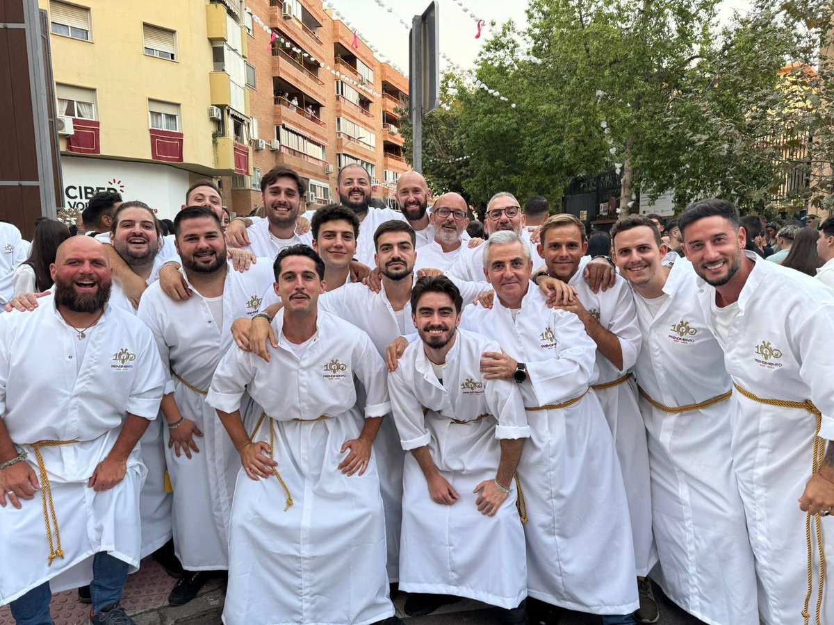 Gracias a <a href="/HPrendimiento/">Prendimiento y Gran Perdón - Málaga</a> por permitirnos participar en la procesión extraordinaria de María Santísima del Gran Perdón. 

Os deseamos lo mejor durante la Veneración en la Catedral de Málaga y en su triunfal regreso a Capuchinos.

¡Viva María Santísima del Gran Perdón!

⚓️💙