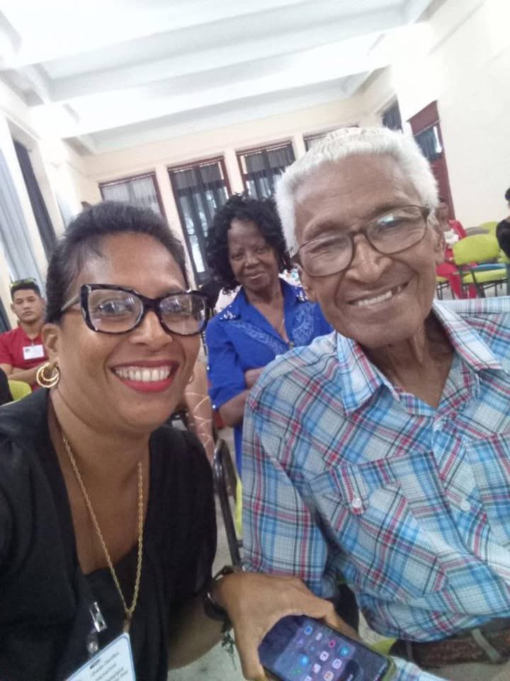 Hoy nuestro emblemática Escuela Normal de Oriente para Maestros, está cumpliendo 109 años. Centro que atesora lo más grande del magisterio santiaguero. Llegué la felicitación a todos y todas los que han contribuido a esta noble tarea de enseñar.