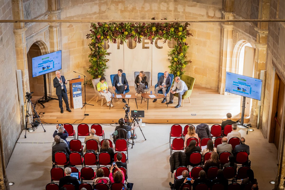 United Circles Project EU tweet media