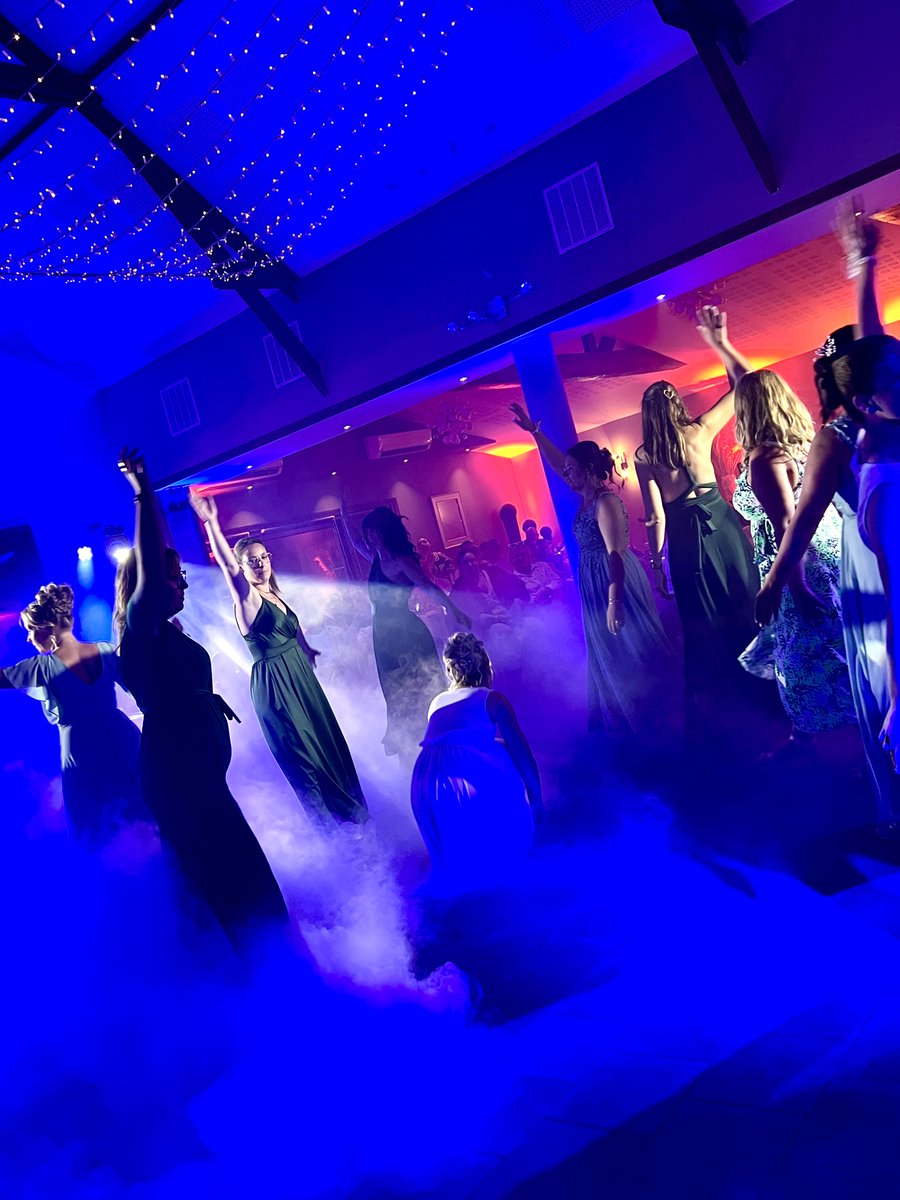 WaymelAnimation's tweet photo. Mes Dernières Soirées de Mariages au SALON DE LA PRAIRIE à Steenwerck ! La Soirée...

Matériel Son &amp; Lumière = #WaymelAnimation @WaymelAnimation 
Animateur DJ = #LoLoWaymel 

#Mariage #Wedding #LesFlandres #Steenwerck #SalonDeLaPrairie #Fiesta #Dj #Animateur #Ambiance #Festive https://t.co/tF5yvAeQon