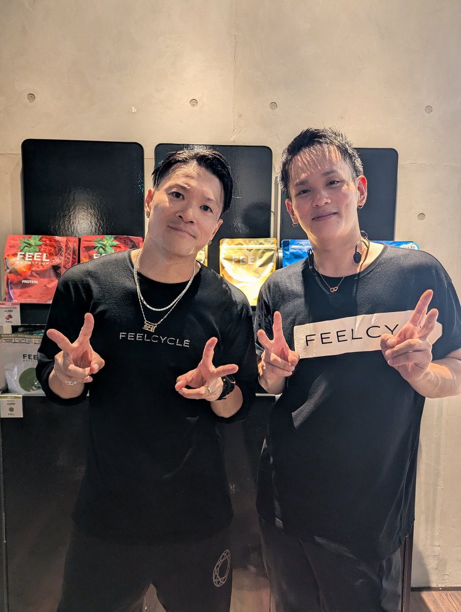 BSWi House4♪IZU&amp;Sadao✨
関東のIRさんあまり詳しくないけどよくXでお見かけするIZUさん！
これは漕がなきゃもったいない！って思いから参加🙋
Sadaoさんも受けるの初🔰
二人の掛け合いがそれはもう最高で😍
IZUさん私のﾊﾞｲｸ前まで来てP5持ちながら煽ってくれたの痺れた😳❣️
貴重な神ﾚｯｽﾝ👏👏