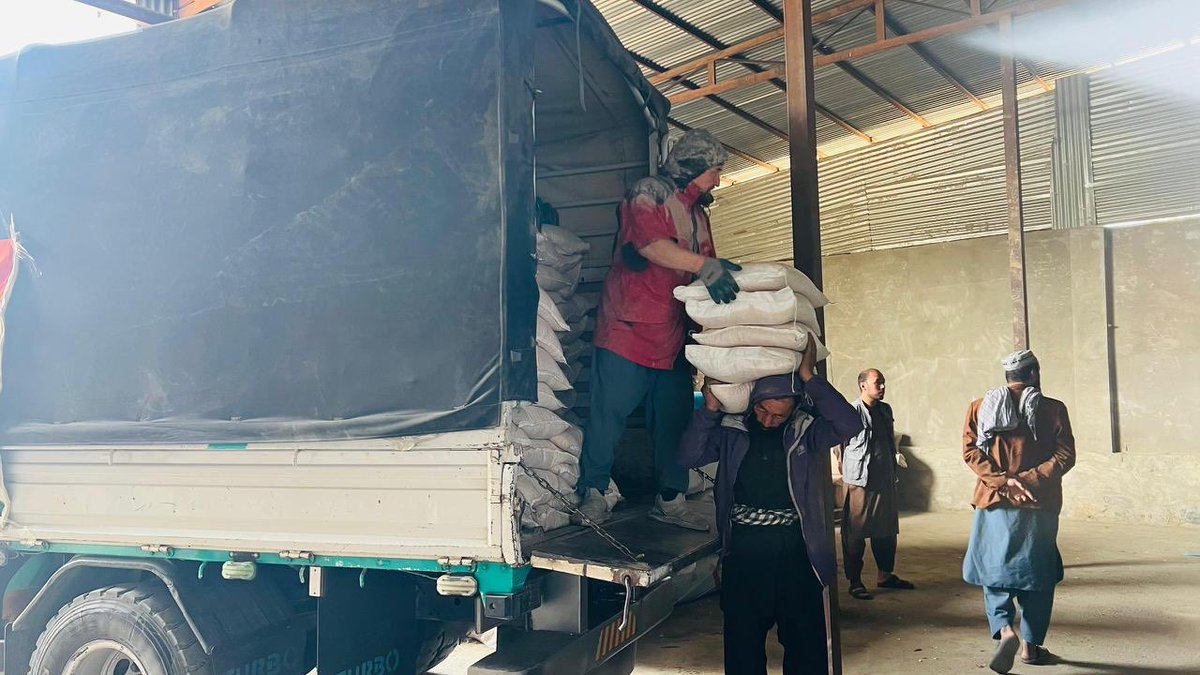 MEAIndia's tweet image. As announced by EAM @DrSJaishankar during the meeting with FM Mawlawi Amir Khan Muttaqi of Afghanistan today, India has delivered additional food supplies as part of its ongoing humanitarian assistance to those affected by the earthquake.