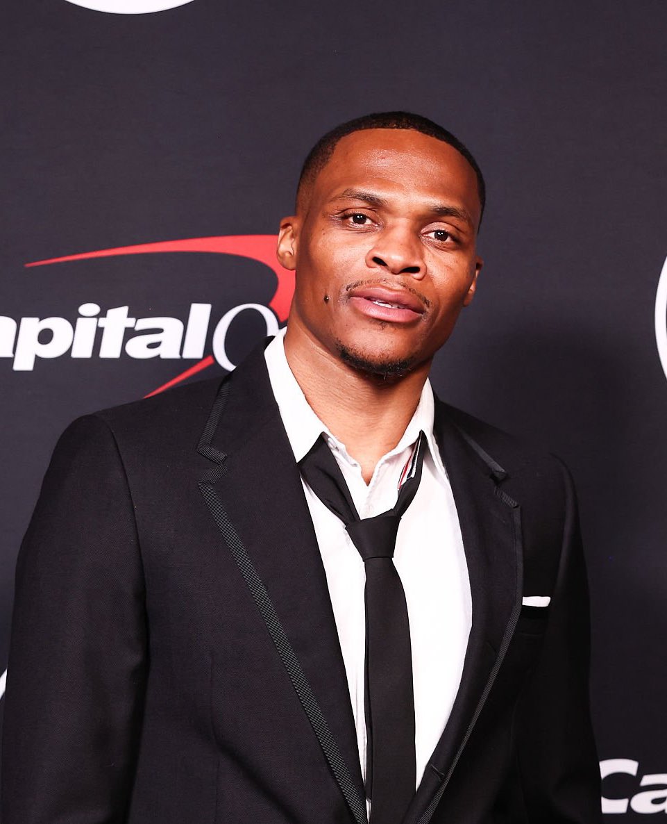 TheDunkCentral's tweet image. A Chinese team is reportedly preparing to offer Russell Westbrook a massive contract, per @BasketNews_com