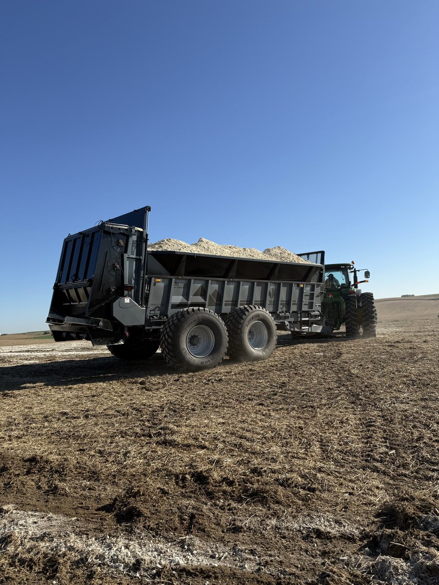 3B-Implement tweet media