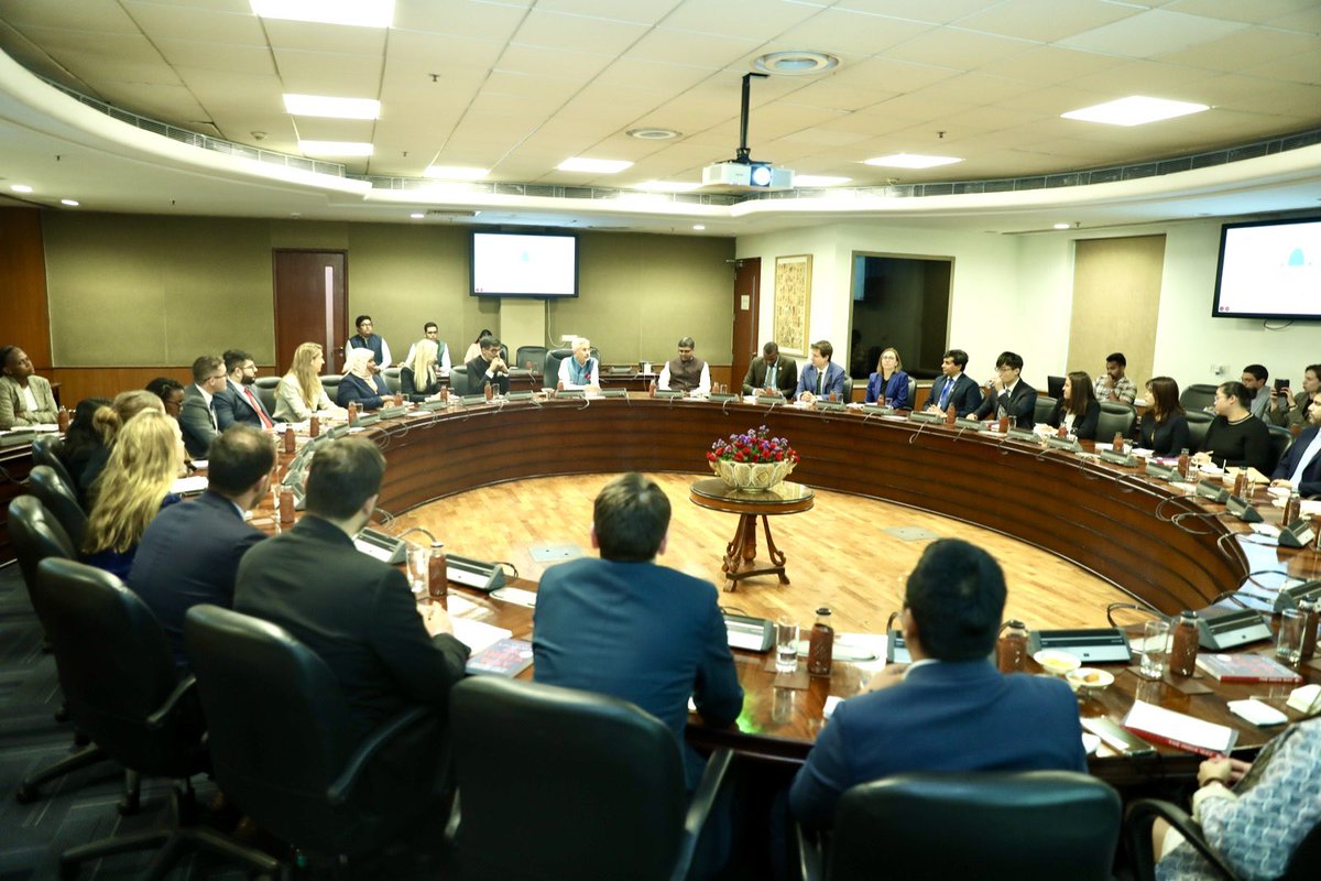 Delighted &amp; grateful to the External Affairs Minister <a href="/DrSJaishankar/">Dr. S. Jaishankar</a> for engaging with the 2025 cohort of the Raisina Forum for Future of Diplomacy. 

The attendees had the opportunity to discuss key geographies and domains defining geopolitics today <a href="/raisinadialogue/">Raisina Dialogue</a> <a href="/orfonline/">ORF</a>