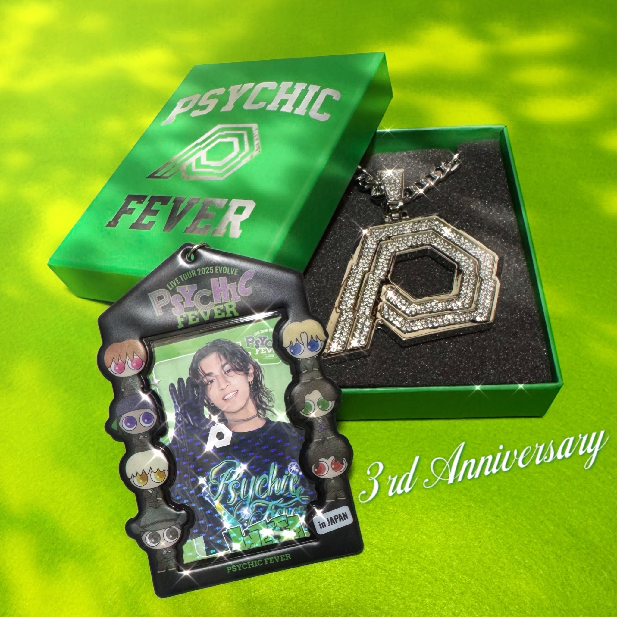 PSYCHIC FEVER 3rd Anniversary Necklace INTERVIEW] PSYCHIC FEVER
