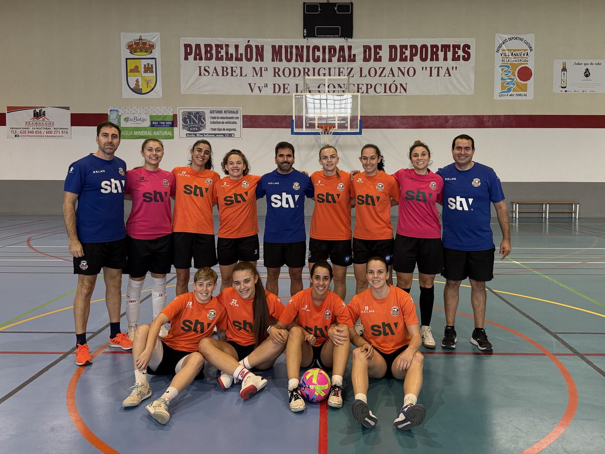 Muchas gracias al Ayuntamiento de Villanueva de la Concepción y <a href="/AtleticoTorcal/">Nueces de Ronda Atlético Torcal</a> por vuestra ayuda y colaboración para permitirnos entrenar hoy en vuestra casa. 

Estos detalles hacen grande nuestro deporte🧡

#STVRoldan
