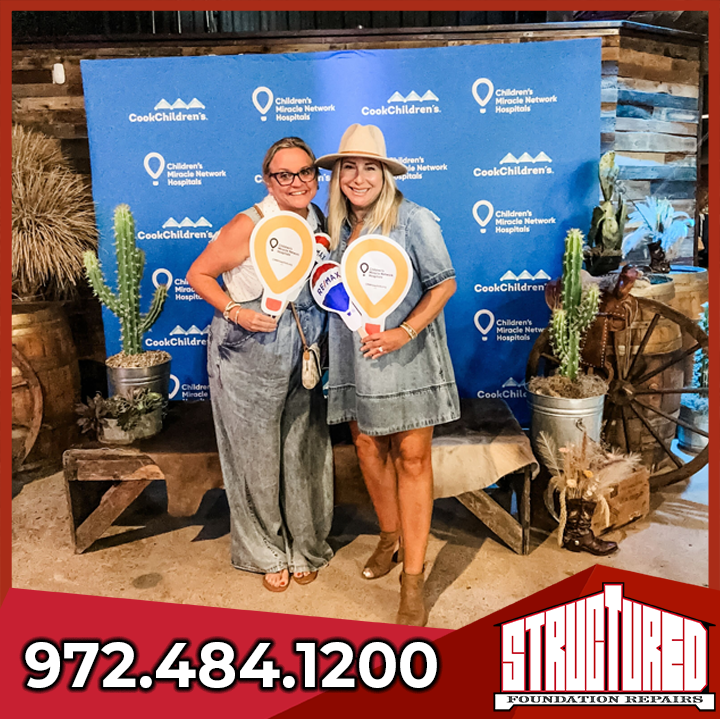 StructuredFound's tweet image. Proud to be a Cornhole Sponsor again this year at Burgers For Babies at River Ranch Stockyards supporting Cook Children’s through the Children’s Miracle Network.
Thanks to RE/MAX Trinity for another amazing event helping local kids &amp;amp; families! ❤️